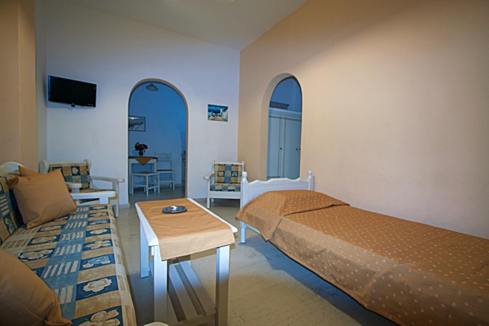 hotel kamari santorini | Sellada Apartments